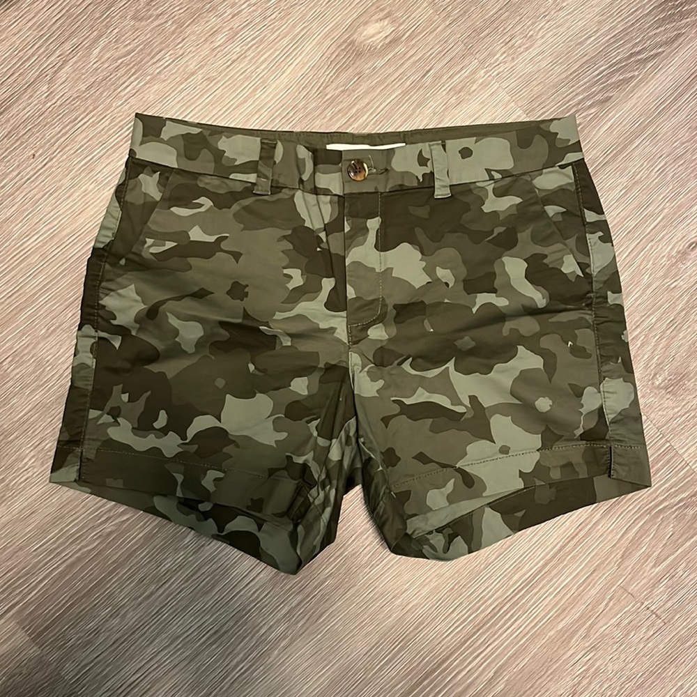 Camo old navy shorts